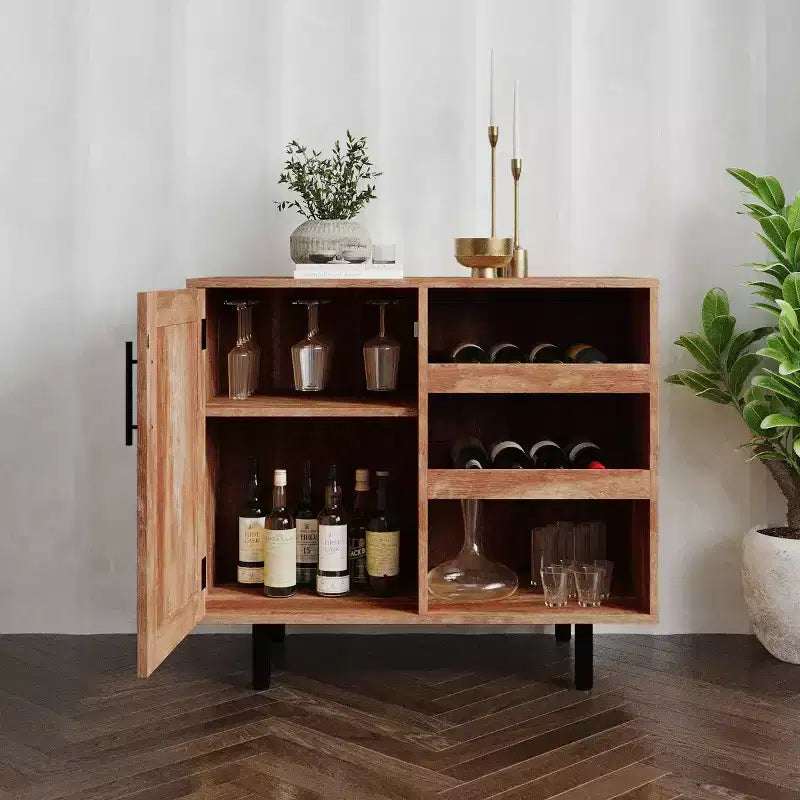 Bar classique et meuble d'appoint avec armoire à porte unique de style Shaker avec rangement suspendu pour verres et étagères ouvertes pour bouteilles