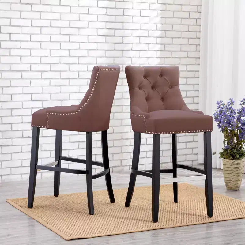 Tabouret de bar tapissé en lin, capitonné avec dossier ailé, marron
