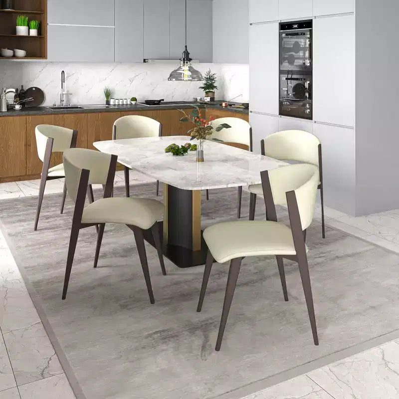 Chaise de salle à manger moderne en similicuir PU – Chaise d'appoint ergonomique à dossier incurvé avec pieds en métal noir mat robuste