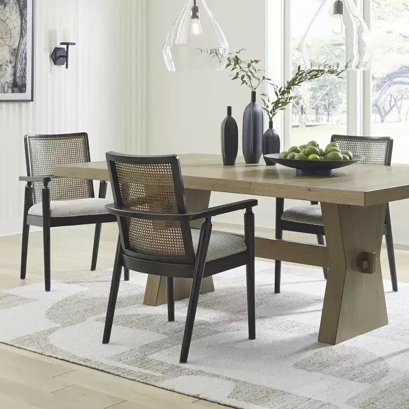 Chaise de salle à manger avec accoudoirs, noire